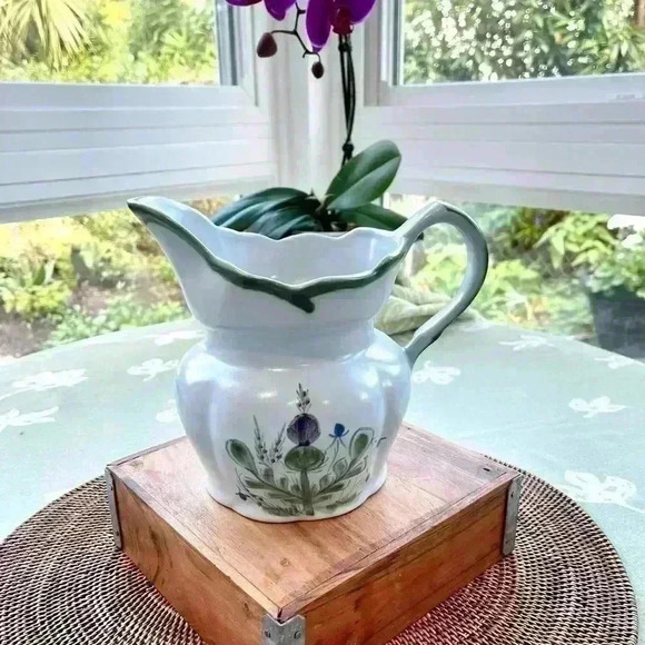 Vintage Buchan finest stoneware, 40 ounce jug, made in Portobello Scottland - Picture 1 of 5